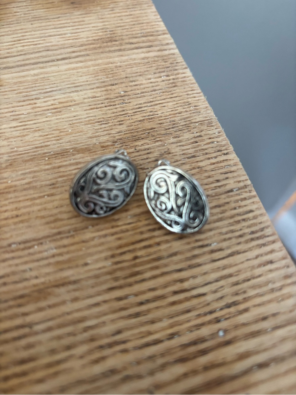 Vintage Clip on Filigree Oval Drop Earrings